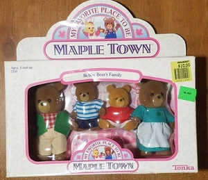 Maple Town Bobby Bear’s Family, in scatola originale - Foto 1 di 9