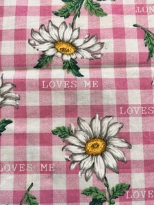 LOVES ME, LOVES ME NOT! Vintage Cotton Fabric Pink Green White Daisies Gingham - Picture 1 of 6