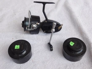 Vintage Garcia Mitchell 300 Spinning Reel with 2 Extra Spools, Made in France - Picture 1 of 11
