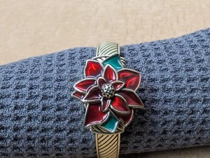 Christmas Poinsettia Hidden Women's Watch Cuff Bracelet Vintage Gold Tone Red Gr - Picture 1 of 12