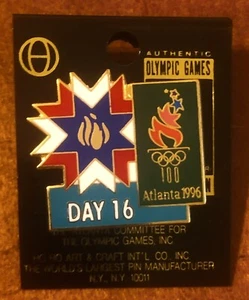 Atlanta 1996 Summer Olympics Day 16 Pin Torch Logo Original Card NEW - Picture 1 of 1