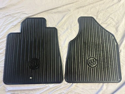 Tapetes de assoalho dianteiros pretos 22890025 fabricante de equipamento original GM 2011-2018 Buick Enclave All Weather - Imagem 1 de 4