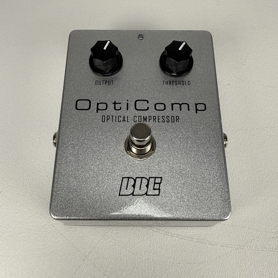 Pedal compresor óptico BBE OC-5 OptiComp | Probado y funcionando Foto 1 de 4