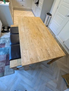 barker and stonehouse oak dining table - Picture 1 of 7