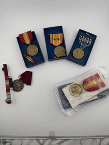 Us Military Medals Lot Of 5 Navy And National Defense See Photos - Picture 1 of 8