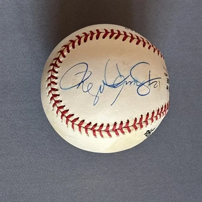 Roger Clemens #21 Signed ONL Baseball – Vintage In-Person Auto, Marks - Image 1 of 4