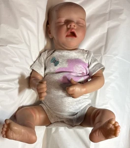 17in Realistic Baby Girl Dolls Lifelike Newborn Full Body Soft Vinyl Doll - Picture 1 of 13