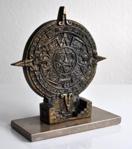 Azteken Maya Kalender Mexiko massiv Messing Relief auf Sockel Vintage 3,4 kg - Bild 1 von 14