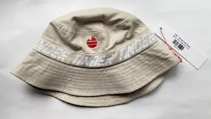 Tinder University Swipe Right Bucket Hat NWT, One Size Fits Most, Free Shipping - Picture 1 of 4