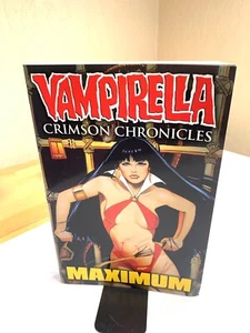 VAMPIRELLA CRIMSON CHRONICLES MAXIMUM -- Archie Goodwin -- Harris Comics - Picture 1 of 2
