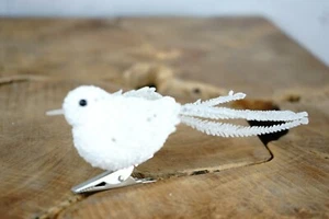 Weißer Vogel mit Glitzer und Clip 12 cm Deko Baumschmuck Weihnachten Hochzeit - Bild 1 von 3