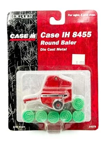 1/64 Case IH 8455 Round Baler - Picture 1 of 1