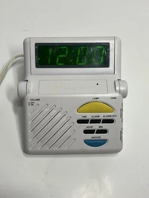 Sonic Alert Sonic Boom SB1000 Vibrating Alarm Clock w/shaker  | Works Great 👍 | - Image 1 of 4