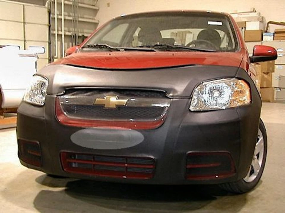 Sujetador con cubierta de máscara frontal Lebra Chevy Aveo 2007-2011 Foto 1 de 1