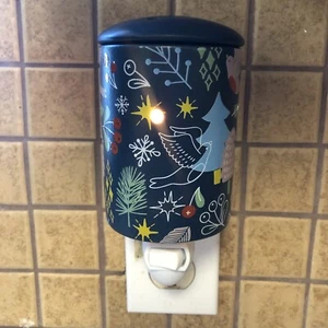 CHRISTMAS HOLIDAY Mainstays Electric Hot Plate Wax Warmer New - Picture 1 of 10