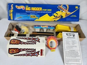 Vintage 1989 Mattel Hot Wheels Mini Big Rigger Stunt Show Kit - Picture 1 of 11