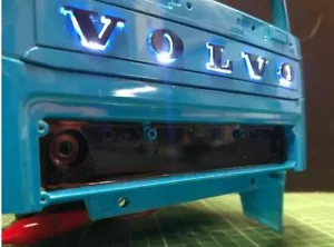 Kit de parrilla con logotipo iluminado LED para camión de radiocontrol Tamiya Volvo FH16 750 1:14 - Imagen 1 de 5