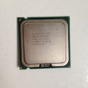 Intel Pentium E6700 3.2 GHz Dual-Core 2M 1066MHz Processor Socket LGA775 CPU - Picture 1 of 3
