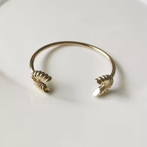 Nuevo Brazalete Banana Republic Floral Abierto Regalo Moda Mujeres Fiesta Vacaciones Joyería - Imagen 1 de 3
