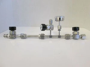 Ventil Gas Stick Assy mit (3) Parker Ventilen, Manometer - Bild 1 von 9