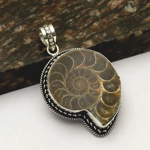 Ammonite Fossil Gemstone Ethnic Handmade Pendant Jewelry For Women 2.4" AP-43240 - Foto 1 di 1