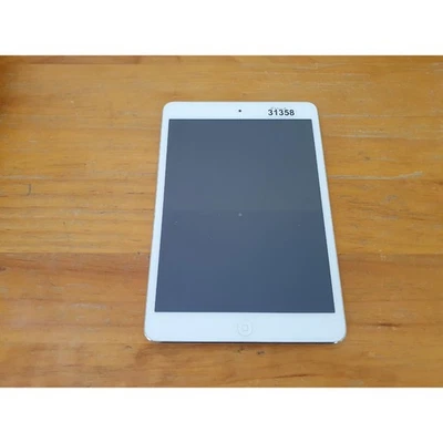 Apple iPad Mini A1432 Tablet White/Silver Wi-Fi 7.9" LCD Screen 5MP (512MB+16GB) - Image 1 of 4