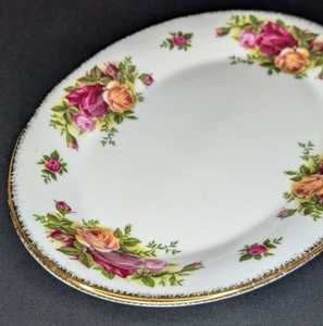 Plato ovalado vintage Royal Albert Old Country Roses 9′′ - Imagen 1 de 4