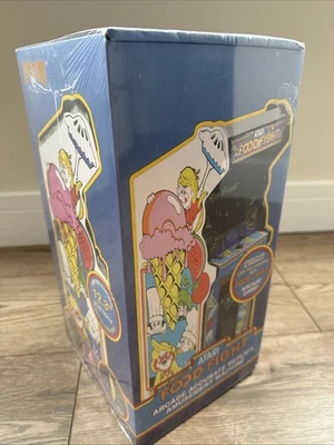 Fast food fight Arcade Cabinet 1/6 Scale New Wave Toys RepliCade NEW&SEALED RARE - Image 1 of 4