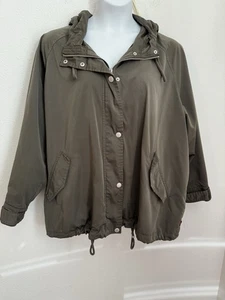 Levi’s Women’s 3X Olive Green Utility Jacket Hooded Lightweight Chore Coat Nylon - Picture 1 of 9
