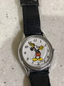 Lorus Walt Disney Mickey Mouse Armbanduhr V515-6000 Quarz Vintage NEUE BATTERIE - Bild 1 von 6