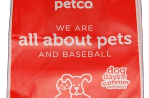 PETCO DOG DAYS OF SUMMER AT PETCO PARK ECO BAG REUSABLE GROCERY 12" X 12" X 6" - Picture 1 of 3