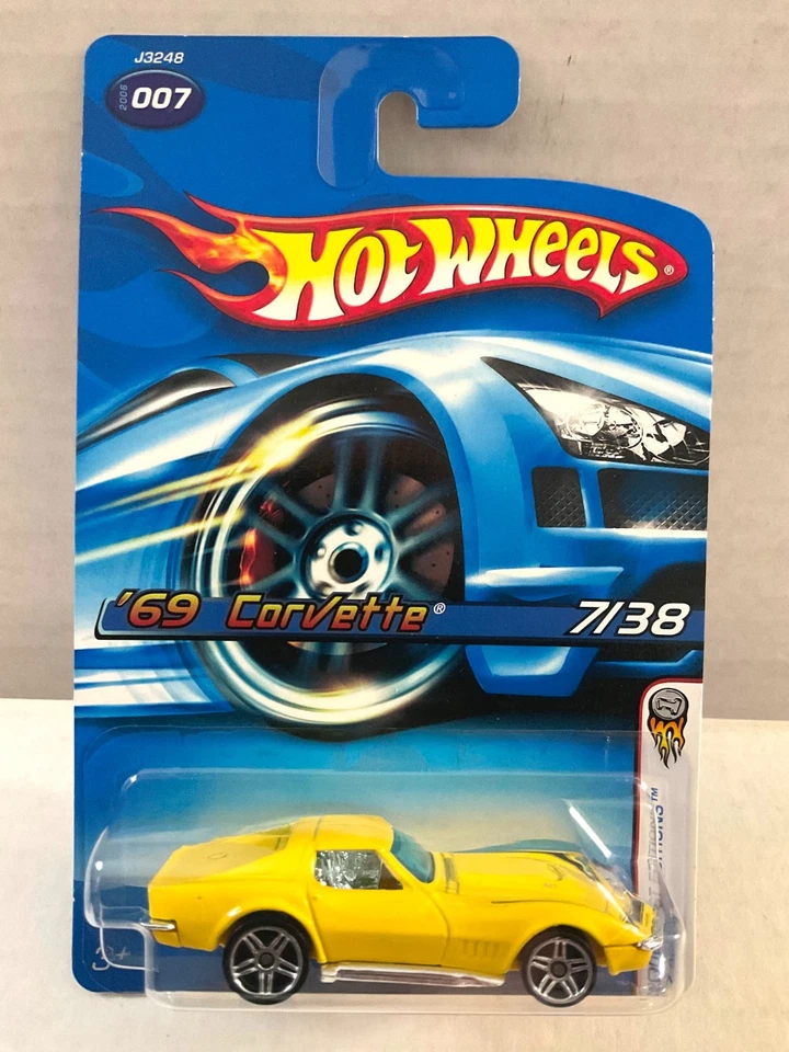 Hot Wheels 69 Corvette 2006 First Edition 7 of 38 Yellow Short Card J3248