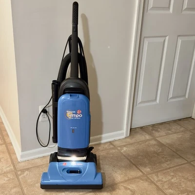 Hoover U5140900 Widepath Tempo Upright Vacuum Cleaner With Attachments / Tested - Image 1 of 4