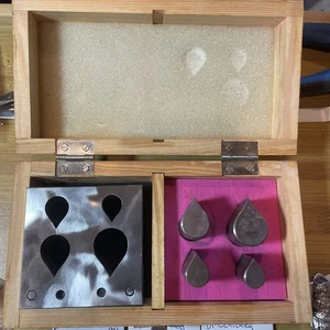 Disc Cutter Teardrop Shape Used Once Great For Earrings Wooden Box W/hole Punch - Picture 1 of 8