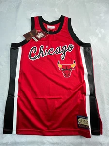 NWT Mitchell & Ness Chicago Bulls Mens M Tank Shirt - Picture 1 of 10
