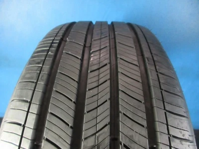 Used Michelin Energy Saver A/S     225 50 17   8-9/32 Tread   No Patch   1445C Foto 1 de 4