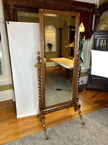 Merklen Huntzinger? Horner? Carved Quartersawn Oak Cheval Mirror Twist Claw Foot Cover