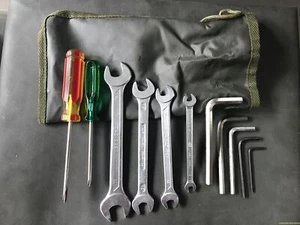 Kit Attrezzi per montaggio Veicolare AR/76-M/113 Custodia con attrezzi - Picture 1 of 1