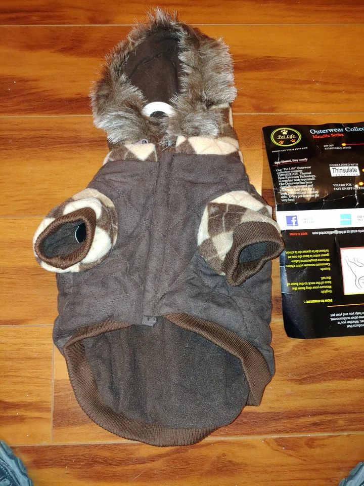 3M Thinsulate Pet Life Outwerwear Collection Serie Metálica, Capucha Extraíble Foto 1 de 3