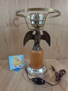Lampada Elettrica Hurricane Vintage OTTONE EAGLE 12" Base Legno Metà Secolo Moderna - Foto 1 di 7