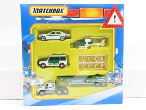 Matchbox EM 70 Germany Polizei Gift Set Mercedes Emergency Not Fall Set NIB 8831 - Picture 1 of 3