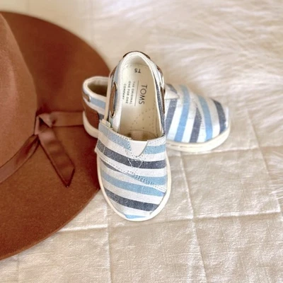 TOMS Pequeño Bimini Zapatos Bebé 5T Talla 5 Azul Rayas Baby Shower Niño Foto 1 de 4