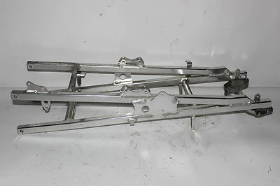 HONDA CBR600 F4 CBR 600 99 00 SUBMARCO TRASERO ASIENTO TRASERO CUADROS PILOTO HO Foto 1 de 4