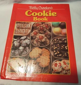 Betty Crocker Cookbook 1984 Cookie Book Hardcover Golden - Picture 1 of 5