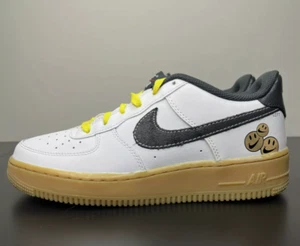 Nike Air Force 1 LV8 'Go The Extra Smile' DO5853-100 (2021) Sneakers - size 7Y - Picture 1 of 15