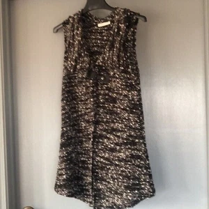 ZOE leichte schwarz weiße ärmellose lange WESTE ein Knopf Druckknopf vorne Gr. S - Bild 1 von 5