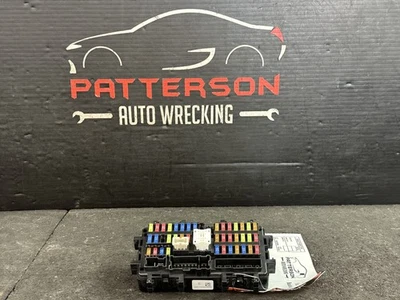 2018 INFINITI Q50 3.0 INTERIOR CABIN FUSE RELAY JUNCTION BOX MODULE - Image 1 of 4