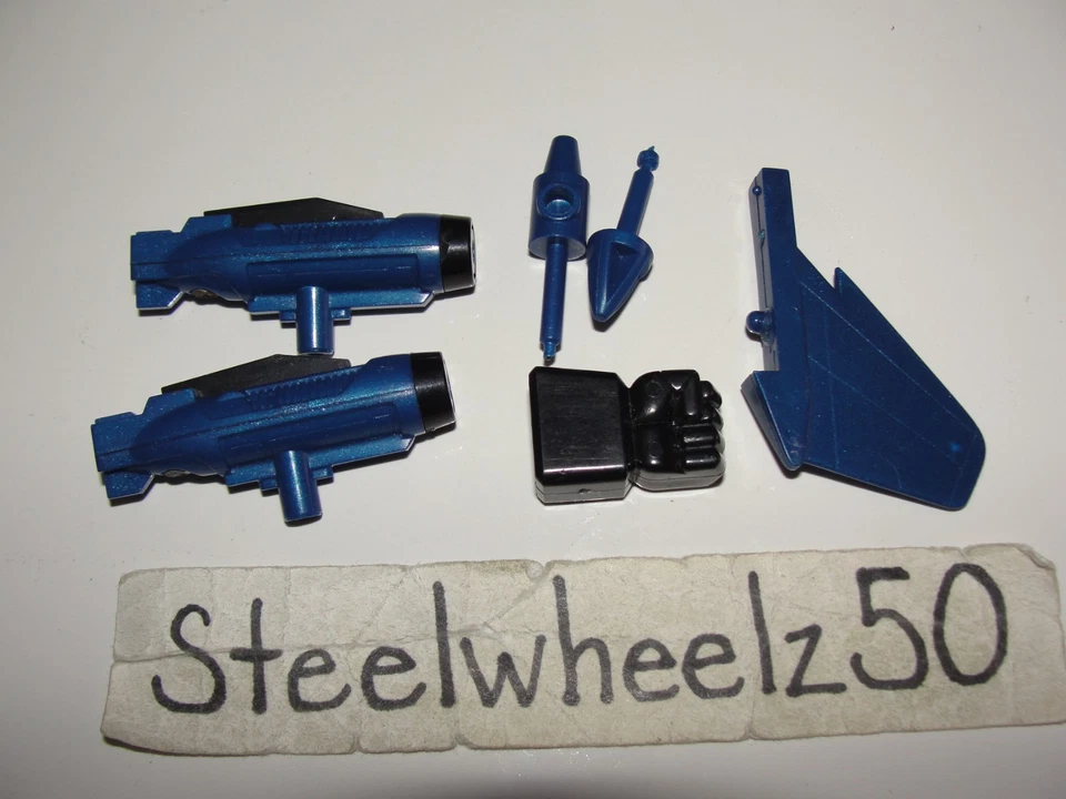 Lanzador de misiles corto Transformers G1 Thundercracker de colección mano izquierda timón Foto 1 de 4