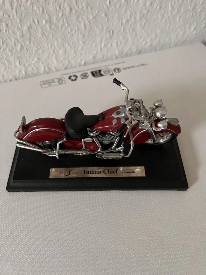 Indian Chief Roadmaster Modell Motorrad Sammlerstück - Bild 1 von 1