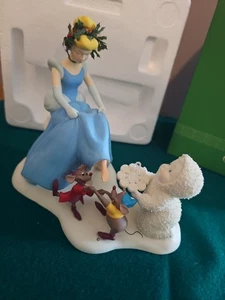 If The Shoe Fits - Snowbaby - Picture 1 of 2